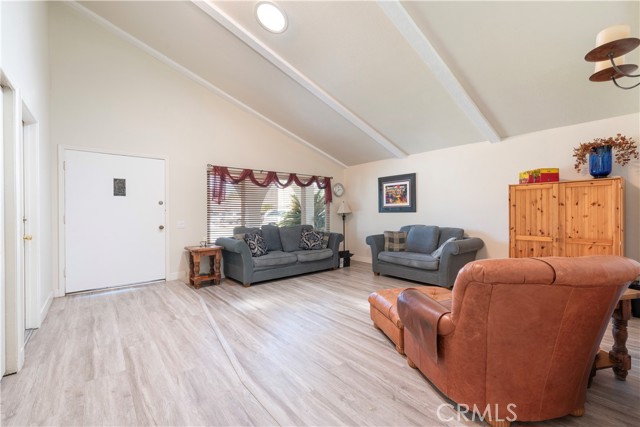 Detail Gallery Image 4 of 25 For 2534 E Alki Pl, Anaheim,  CA 92806 - 3 Beds | 2 Baths
