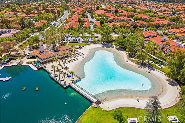 1 Montana Del Lago Drive, Rancho Santa Margarita CA: https://media.crmls.org/medias/41db9c51-1586-4935-a068-5b71bc135934.jpg