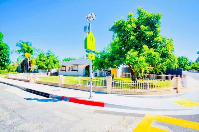 2302 8th Street, La Verne CA: https://media.crmls.org/medias/41dc1e90-613f-4d5a-9310-ae37b2ba3161.jpg