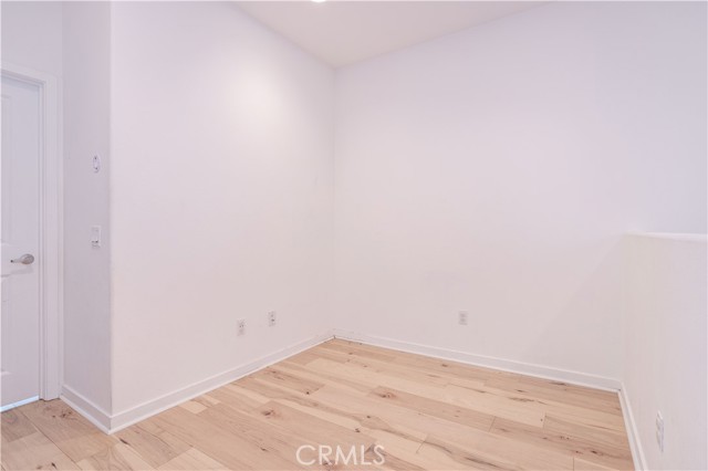 Detail Gallery Image 22 of 27 For 10261 Angel Ln, Pacoima,  CA 91331 - 4 Beds | 2/1 Baths