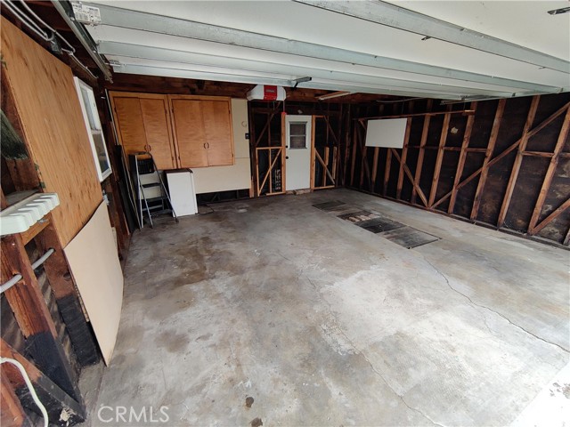 3569 Bandini Avenue, Riverside CA: https://media.crmls.org/medias/41dde05b-812a-4907-ae3b-385b7fc9dfaf.jpg