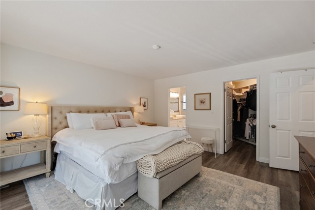 Detail Gallery Image 27 of 36 For 240 S Broadway #2,  Redondo Beach,  CA 90277 - 3 Beds | 2/1 Baths