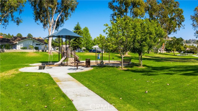 18701 Paseo Cortez, Irvine CA: https://media.crmls.org/medias/41de5246-a131-4ebf-acb8-5697f62ba96a.jpg