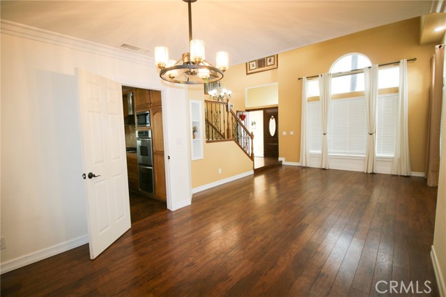 30499 Covecrest Circle, Menifee CA: https://media.crmls.org/medias/41de7d28-5643-4f18-aae8-8b6fc4550b6c.jpg