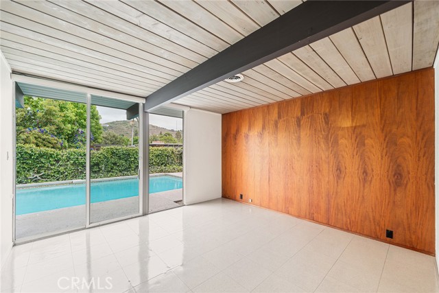 5112 E Valencia Drive, Orange CA: https://media.crmls.org/medias/41de9bb2-6212-4d59-b376-da5753a9b3c7.jpg