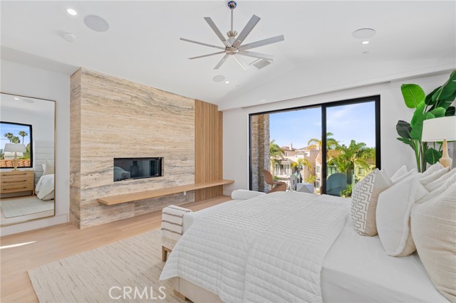 Detail Gallery Image 30 of 45 For 520 11th St, Huntington Beach,  CA 92648 - 3 Beds | 3/1 Baths