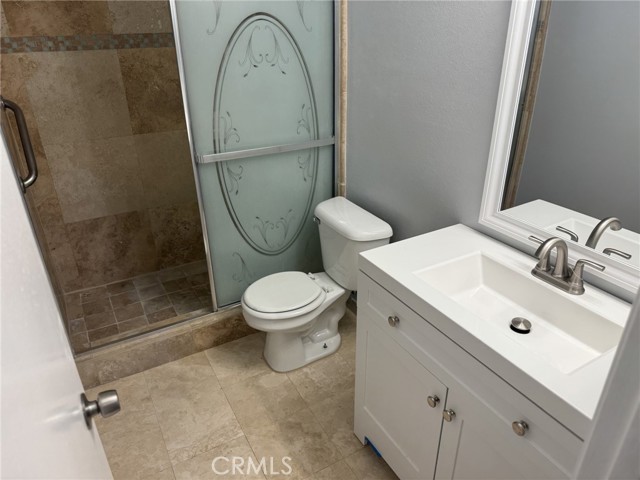 Detail Gallery Image 18 of 37 For 13602 La Jolla Cir #B,  La Mirada,  CA 90638 - 2 Beds | 2 Baths