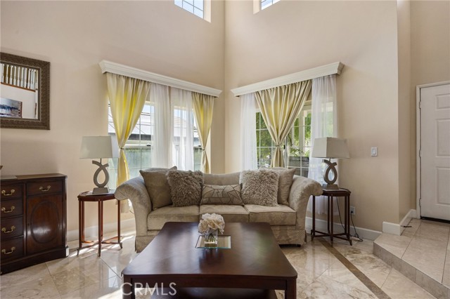 24633 Stagg St, West Hills CA: https://media.crmls.org/medias/41df6101-9c94-4d3a-91ce-b2043c628129.jpg