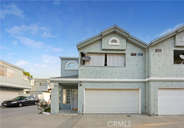 Front Image Thumbnail for CRDW26103864