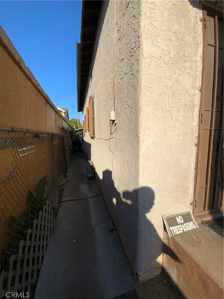 MLS #DW26153230 image #2