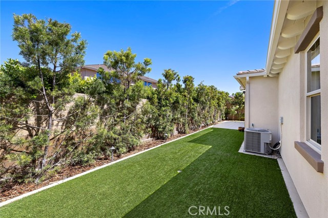 103 Aims, Irvine CA: https://media.crmls.org/medias/41e0bb3b-2d06-4208-9f38-1e4296878669.jpg
