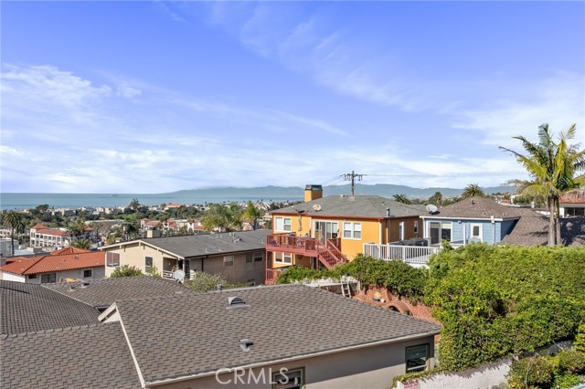 Detail Gallery Image 5 of 27 For 867 Aubrey Ct #3,  Hermosa Beach,  CA 90254 - 3 Beds | 3/1 Baths