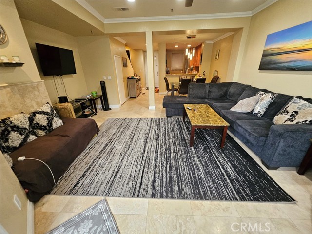 Detail Gallery Image 3 of 20 For 1400 Pacific Coast #104,  Huntington Beach,  CA 92648 - 2 Beds | 2/1 Baths