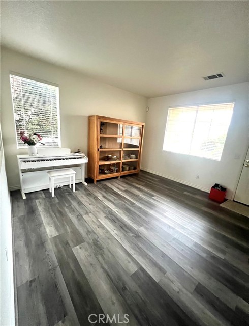 Detail Gallery Image 14 of 16 For 40 Partisan Pl, Irvine,  CA 92602 - 4 Beds | 2/1 Baths