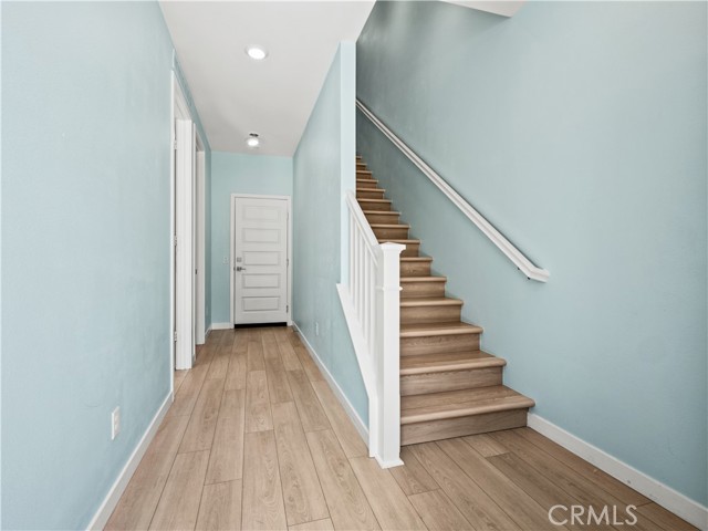 Detail Gallery Image 6 of 41 For 27148 Valley Oak Pl, Valencia,  CA 91381 - 4 Beds | 4 Baths