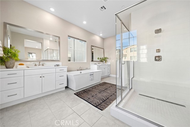 Detail Gallery Image 23 of 37 For 126 Scale, Irvine,  CA 92618 - 4 Beds | 4 Baths