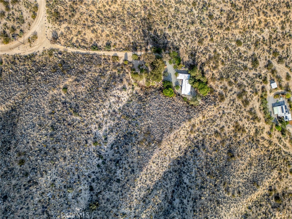 https://media.crmls.org/medias/41e4d03d-5e67-45ff-b269-4c77eccb4677.jpg?preset=X-Large