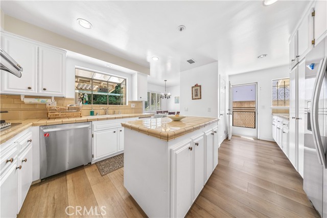 Detail Gallery Image 12 of 32 For 56 E Arthur Ave, Arcadia,  CA 91006 - 3 Beds | 2/1 Baths