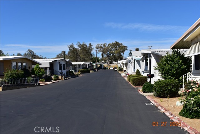2200 #7 W Wilson, Banning CA: https://media.crmls.org/medias/41e58579-4716-4b92-b96a-fc3e047a97c8.jpg