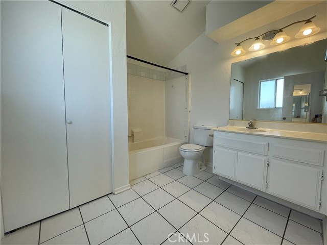 7698 Lime Avenue, Fontana CA: https://media.crmls.org/medias/41e5b5dd-effd-4924-b21b-1298e98b7154.jpg