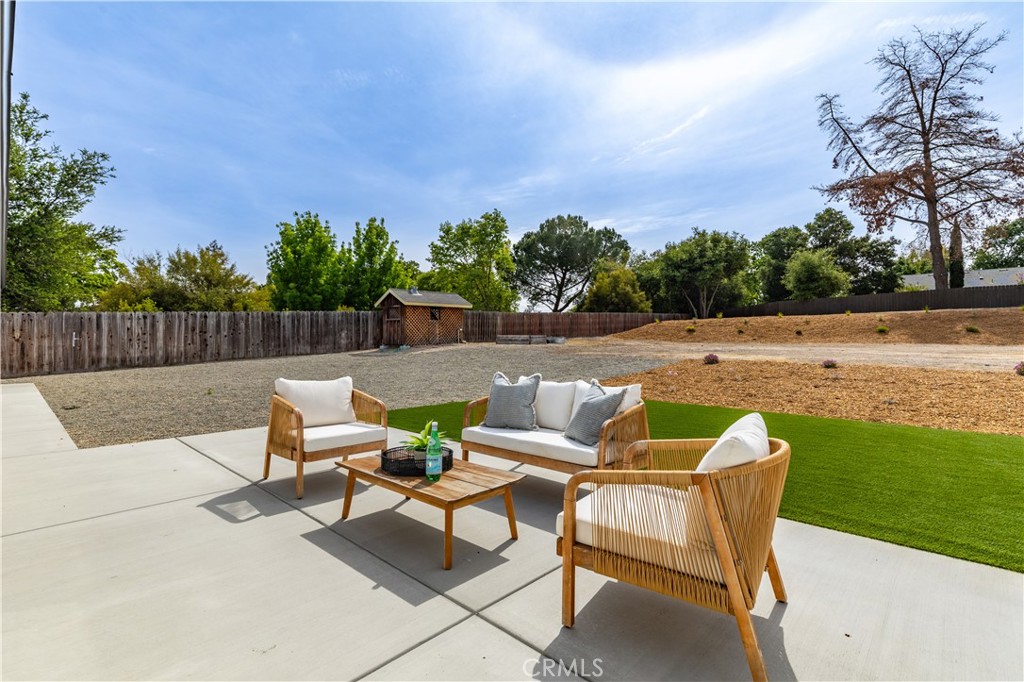 40 Frontier Way