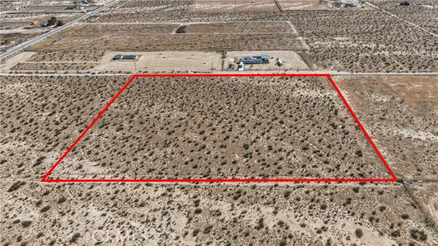 Detail Gallery Image 7 of 13 For 10384 Locust, Lucerne Valley,  CA 92356 - – Beds | – Baths