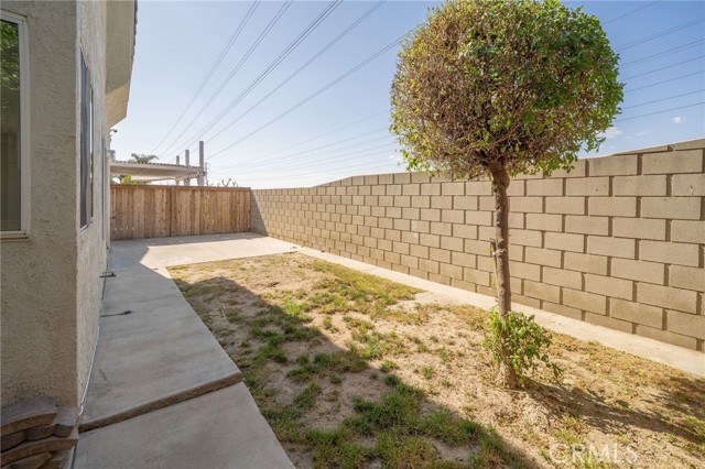 Detail Gallery Image 30 of 31 For 15642 Coventry Ln, Fontana,  CA 92337 - 3 Beds | 2/1 Baths