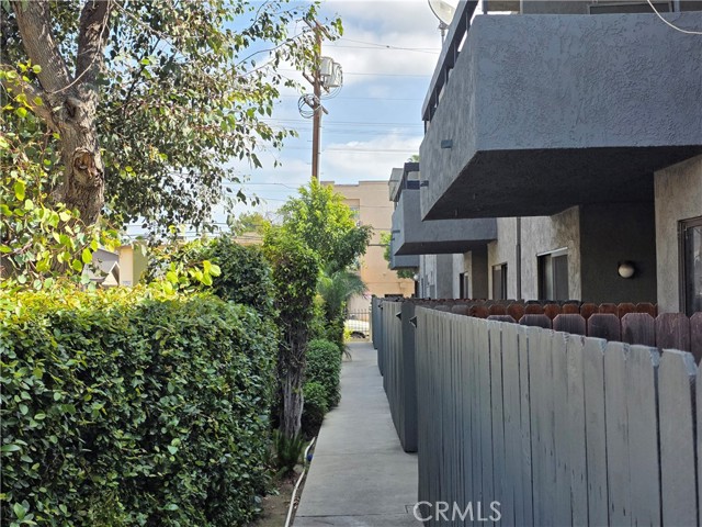 Detail Gallery Image 17 of 20 For 6911 Woodley #107,  Van Nuys,  CA 91406 - 1 Beds | 1 Baths