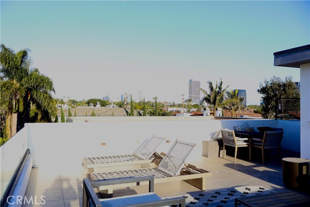 6430 Drexel AVE, Los Angeles CA: https://media.crmls.org/medias/41e78474-2b3a-4bd4-9730-e838277406dc.jpg