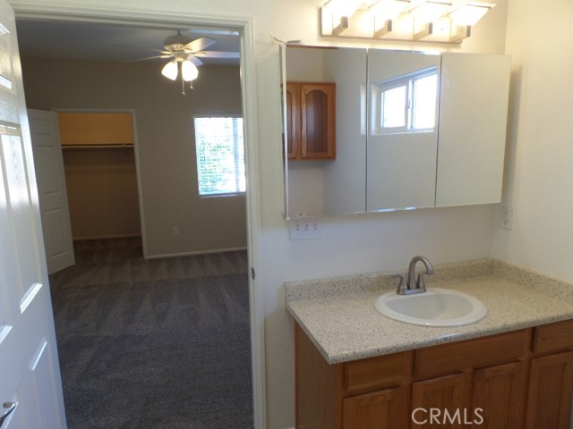 41410 Juniper Street, Murrieta CA: https://media.crmls.org/medias/41e7c16d-ab43-43b2-a749-667558c36a82.jpg