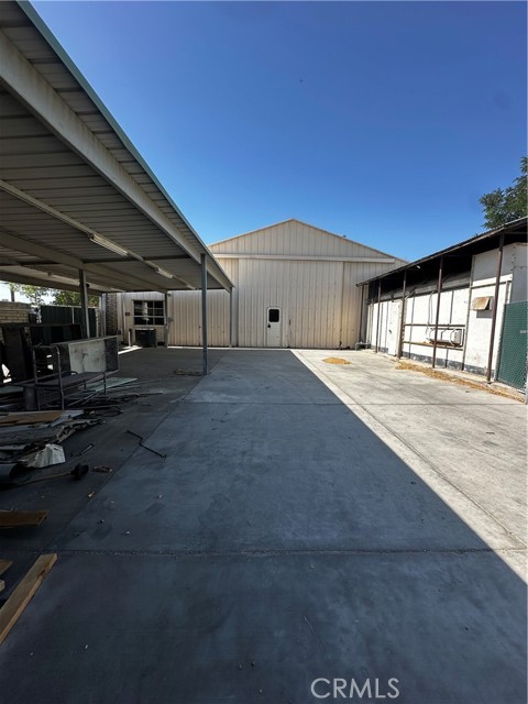 Image 18 of 23 For 45231 Trevor Avenue