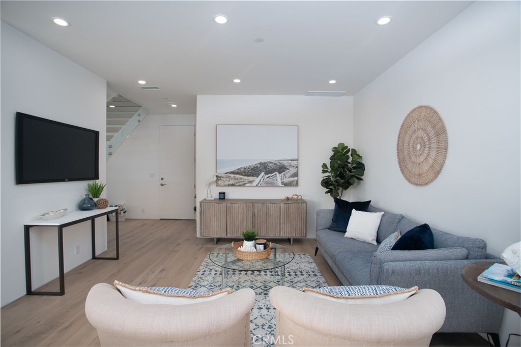 2609 Ripley Avenue B, Redondo Beach, CA 90278