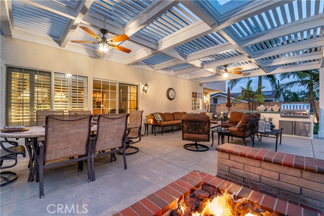 Outdoor living and dining