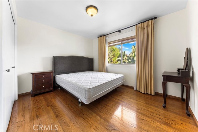 300 W Wistaria Avenue, Arcadia CA: https://media.crmls.org/medias/41e8d102-3382-43cc-8273-fe61995eb07d.jpg