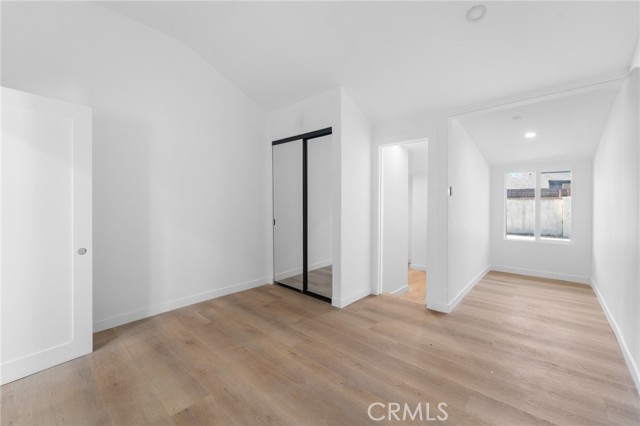 Detail Gallery Image 6 of 12 For 8510 Wilbur, Northridge,  CA 91324 - 2 Beds | 2 Baths