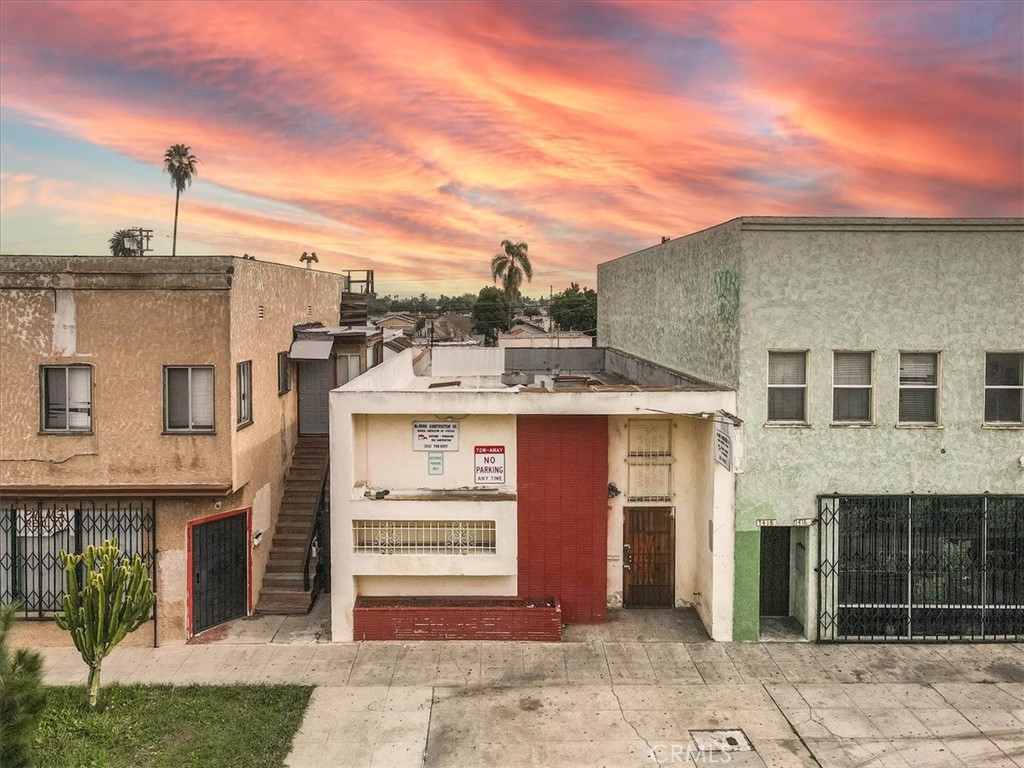7416 S Western Avenue, Los Angeles, CA 90047