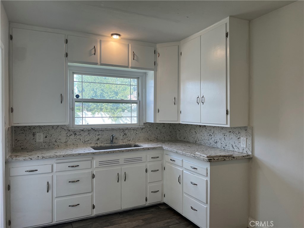 MLS #IV25222711 image #15