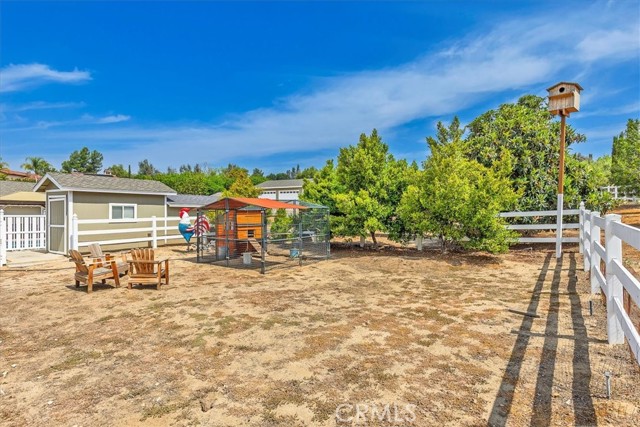 30026 Santiago Road, Temecula CA: https://media.crmls.org/medias/41eb6950-330c-4d2b-98ab-ca3b6b1b8392.jpg
