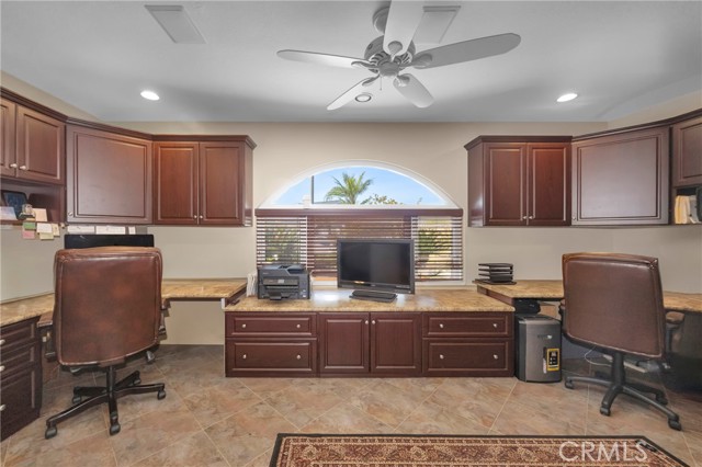 Detail Gallery Image 30 of 73 For 9902 Lapworth, Huntington Beach,  CA 92646 - 4 Beds | 5 Baths