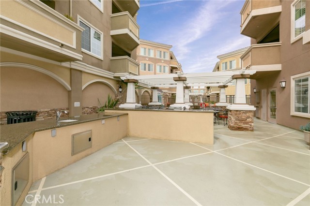 2750 ARTESIA BLVD, Redondo Beach, California 90278, 2 Bedrooms Bedrooms, ,2 BathroomsBathrooms,Residential,Sold,ARTESIA BLVD,SB23099709
