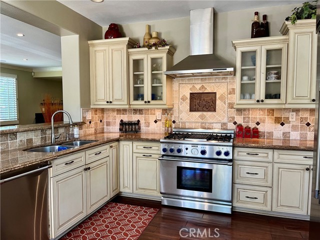 Detail Gallery Image 12 of 26 For 416 Calle Canela, San Dimas,  CA 91773 - 4 Beds | 3 Baths