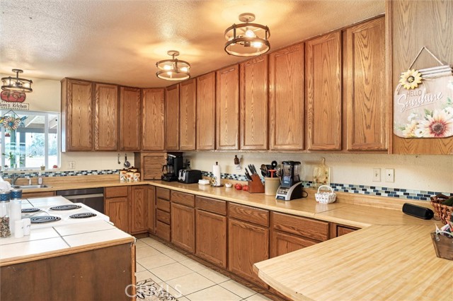 REAR HOUSE KITCHEN