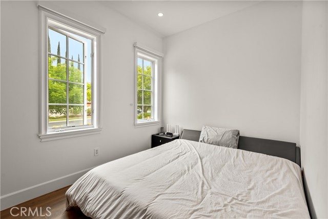 25410 PRADO DE LAS BELLOTAS, Calabasas CA: https://media.crmls.org/medias/41ed94fb-41e6-4af2-b287-f2117fe097c8.jpg