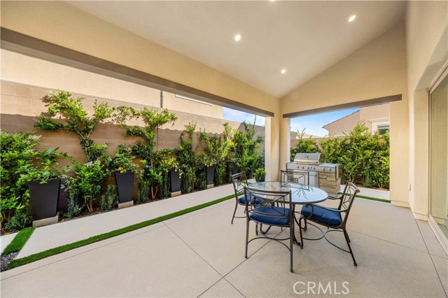 52 Longchamp, Irvine CA: https://media.crmls.org/medias/41eda3ce-8689-4f83-ad82-8010bf7a4b69.jpg