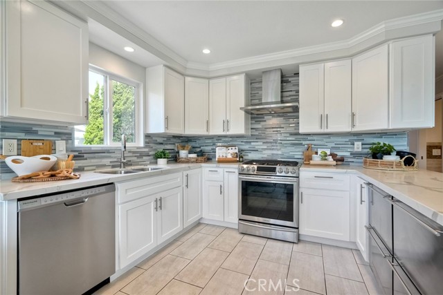 4273 Spoon Bill Way, Oceanside CA: https://media.crmls.org/medias/41ededd8-5f41-4e07-9857-faa867d4e225.jpg
