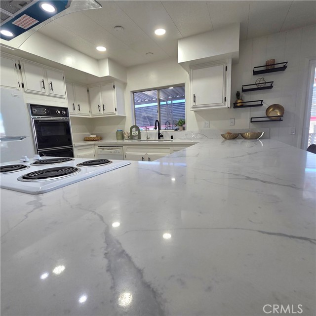 Detail Gallery Image 2 of 32 For 30930 Paradise Palm, Homeland,  CA 92548 - 2 Beds | 2 Baths