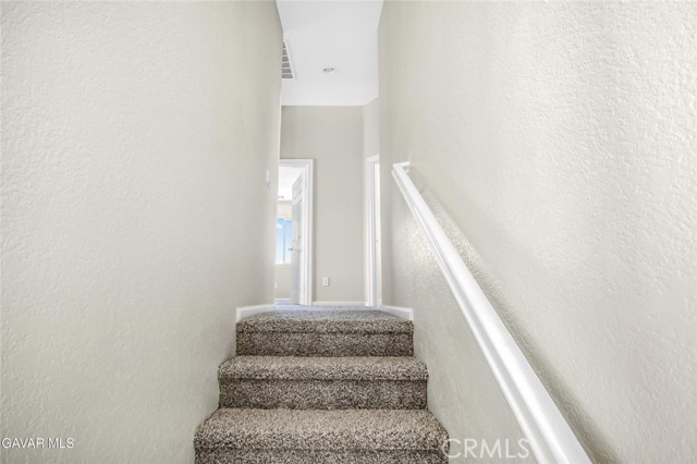 Detail Gallery Image 17 of 44 For 5768 Monaco, Palmdale,  CA 93552 - 4 Beds | 2/1 Baths