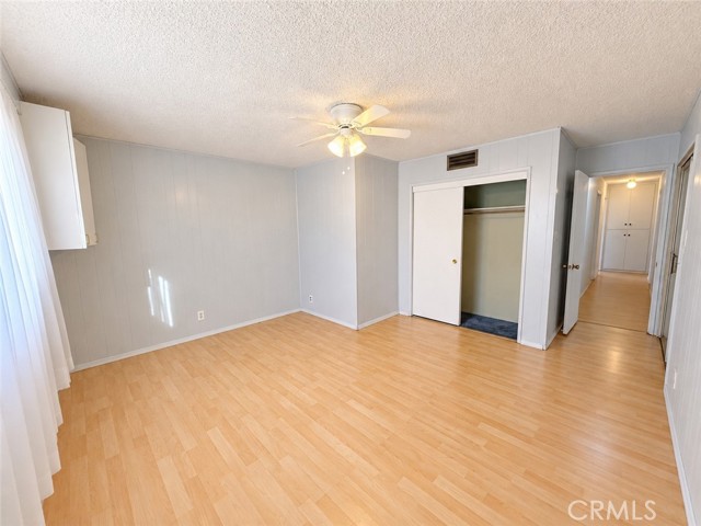 10883 Vinedale photo 24
