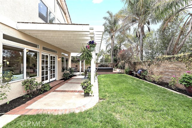 21251 Hillgate Circle, Rancho Santa Margarita CA: https://media.crmls.org/medias/41f085ae-165d-41c6-b36f-8d318cdb77c8.jpg