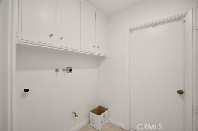 Detail Gallery Image 23 of 47 For 6781 Bridgewater, Huntington Beach,  CA 92647 - 4 Beds | 2 Baths